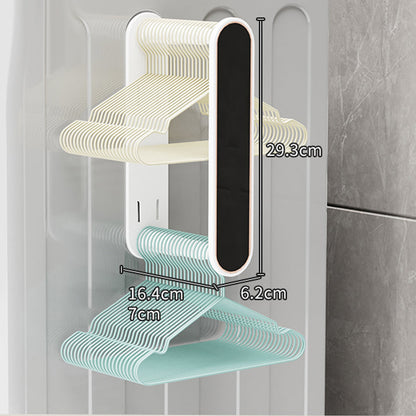 Hole-free hanger storage artifact